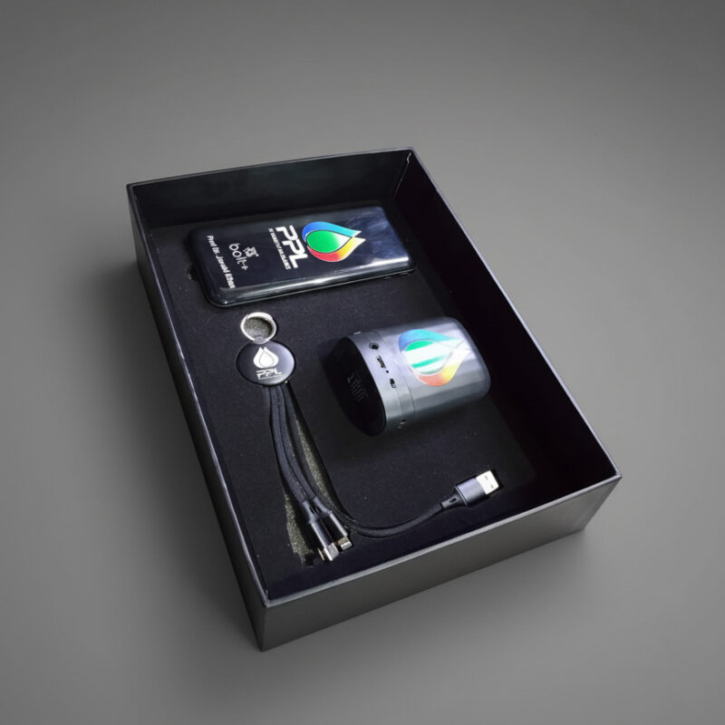 PREMIUM CORPORATE TECH GIFT BOX